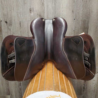 17.5" *MW *5.5" CWD 2Gs Mademoiselle Close Contact, 2 Billet Guards, Red CWD Cover, Foam Panels, Med Front & Back Blocks, Flaps: 24.5"L x 13.5"W Serial #: SE32 S2 TC 3L PA 305 RT 17 56636
