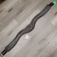 Anatomical Shoulder Relief Padded Leather Girth, 2x els, center strap *vgc, clean, stains?film, residue?, rubs, hairy seams