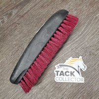 Soft Dandy Brush *gc, mnr hair, dirt
