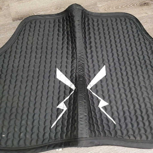 Quilt Jumper Saddle Pad *vgc, dirt, mnr hair, threads, rubs