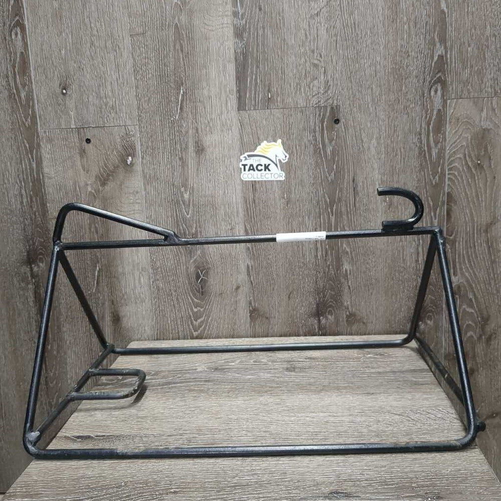 Metal Hanging Saddle Rack *vgc, paint, chips, rust, mnr dirt