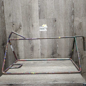 Metal Hanging Saddle Rack *gc, rust, mnr dirt, chips