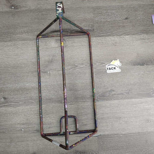 Metal Hanging Saddle Rack *gc, rust, mnr dirt, chips
