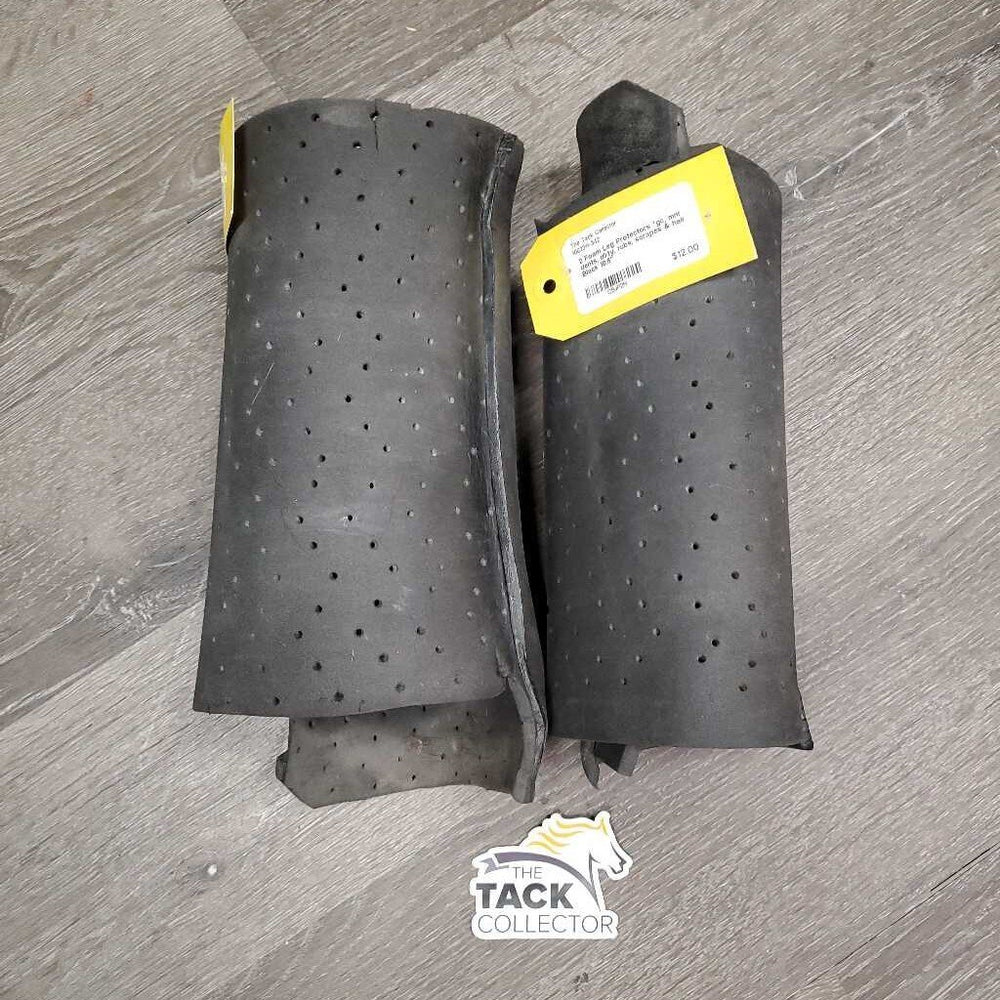 2 Foam Leg Protectors *gc, mnr dents, dirty, rubs, scrapes & hair