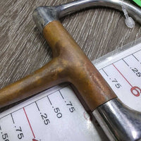 Thin D Ring Bit *gc, stains, rubs, chews, scratches, scuffs, discolored
