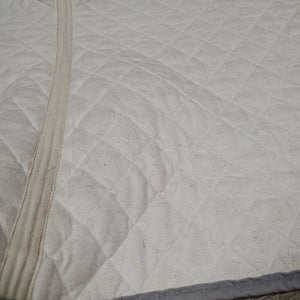 Quilt Jumper Saddle Pad *gc, clean, mnr hair, dingy, snags, puckers, rubs, pills