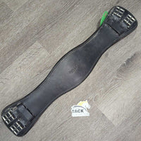 Padded Leather Dressage Short Girth *gc/fair, dirty, film, faded, hairy seams, rubs, creases/folds
