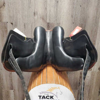 17.25" Adj *set XW *7.25 DK Saddlery Bond II Monoflap Dressage Saddle, Blue DK Fleece Cover, AIR Panels, Rear Gusset Panels, Flaps: 15.75"l x 10"w Serial #:0713 1725 17 34
