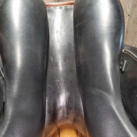 17.25" Adj *set XW *7.25 DK Saddlery Bond II Monoflap Dressage Saddle, Blue DK Fleece Cover, AIR Panels, Rear Gusset Panels, Flaps: 15.75"l x 10"w Serial #:0713 1725 17 34
