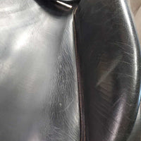 17.25" Adj *set XW *7.25 DK Saddlery Bond II Monoflap Dressage Saddle, Blue DK Fleece Cover, AIR Panels, Rear Gusset Panels, Flaps: 15.75"l x 10"w Serial #:0713 1725 17 34
