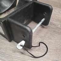 2 Reversible Plastic Jump Cups,1 pin only, string *vgc, mnr dirt, scuffs