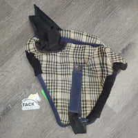 Hvy Mesh Fly Mask, Ears *fair, torn ear, dirty, clumpy, hair
