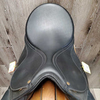 17.5" *Adj - Wide/Red Gullet In Wintec All Purpose Saddle, 2 Billet Guards, 2 Front Velcro Blocks, SaddleSox: Brown/Pink Cover & Stirrup Covers, CAIR Panels, Front & Rear Gusset Panels, Flaps: 16"L x 14" Serial 375363