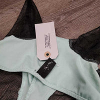 Soft Mesh & Lycra Fly Mask *gc, clean, snags, pills, mnr hole
