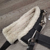 Fleece Nose Lungeing Cavesson *gc, clumpy, dingy, mnr residue, hair, rust
