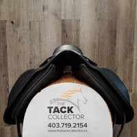 17" *adj *Red/Wide Gullet In Premier Equine Monoflap Dressage Saddle, Green Premier Equine Cover, Wool Flocking, Rear Gusset Panels, Lg Front Exterior Blocks, Flaps: 17"L x 13.5"W Serial #: PE 090043