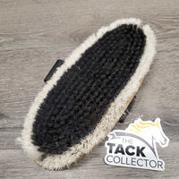 Short Bristle Body Brush, handle *gc/fair, clean, missing bristles, cracked, mnr hair, edge rubs & scrapes