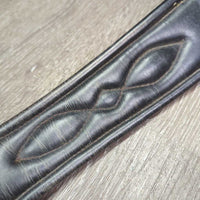 FS Thick Padded Leather Girth, 2x els *gc, clean, creases, stiff, stains, mnr rubs, hairy seams, rubs & frayed elastic edges
