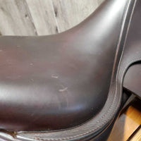 17.5" *W 5.75" Amerigo C Close Contact, Yellow Amerigo Cover, Wool Flocking, Med Front & Hind Blocks, Flaps: 14"L x 13.5"W Serial #: 17-1/2 L1920103 C2 +1/2
