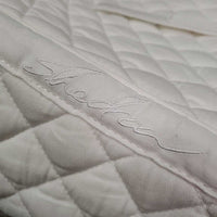 Quilt Jumper Pad "Shelby", 1x piping *gc, clean, mnr rubs, stains, dingy, hair, pills
