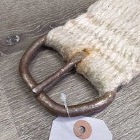 29 Wool String Wide Roper Western Cinch, 2x D Rings *gc/fair, stains, v.dirty, v.hairy, v.rusty
