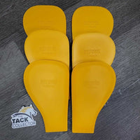 17.5" *Adj M/Black Gullet In Wintec 500 Close Contact, 2 Billet Guards, Blue Wintec Cover, 5 Gullet Bars, Gauge, 14 Shim Inserts, info & tool, HART Panels, Front & Rear Gusset Panels, Flaps: 14"L x 14"W Serial #: W 20 02 1637 - 44J 17.5