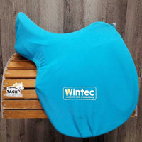 17.5" *Adj. MW/Blue Gullet In Wintec 500 Dressage Saddle, Blue Wintec Cover, 6 Velcro Blocks, Black (Med) Gullet, Info Packet & Tool, CAIR Panels, Front & Rear Gusset Panels, Flaps: 16.5"L x 12.5"W