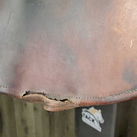 17" W *5.5" County Innovation All Purpose, Green County Cover, Wool Flocking, Med Front & Large Back Blocks, Rear Gusset Panels, Flaps: 14.25" x 13.5"W
