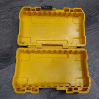 xSmall Plastic Box *gc, dirty, NO dividers, stains