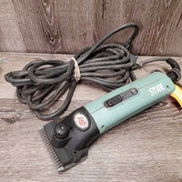 Corded Body Clippers, Fine Blades, Grease, Brush, Case *gc, hairy, dirty, v.hairy screen, WORK, SOUND GOOD
