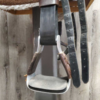14" XW *6.5" Ortho-Flex Patriot "Officer Model 15" Endurance Saddle, 2 Fleece Panel Covers (Booties), Wide Stirrups, Biothane Leathers, 2 Leather Covers, 30" Orthoflex Neoprene (& Cotton Cover) Short Girth, Flaps: 13"L x 11.5"W Serial # POM114
