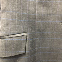 Show Jacket *vgc, older, loose button, thread, hairy
