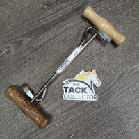 Pr Metal Wooden Handle Boot Pulls *vgc, mnr residue, mismtached
