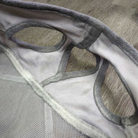 Hvy Mesh Fly Mask, Nose *vgc/gc, clean, hairy, rubs, clumpy, stains, pills, unstitched edge, snags
