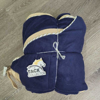 Fleece Cooler, Piping "Bow Valley Classic", 2 legs, tail *vgc, clean, dusty, hairy, older, clumpy
