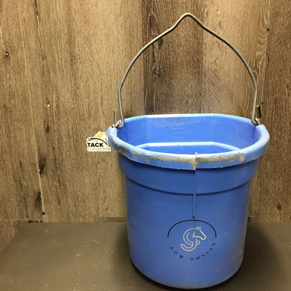 Flat Back Bucket, handle *vgc, sticker, chews, scuffs, dirt, sticky handle, bent/pulled