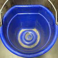 Flat Back Bucket, handle *gc, chewed, scuffs, dirt