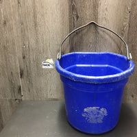 Flat Back Bucket, handle *gc, chewed, scuffs, dirt
