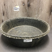 Rubber Feed Tub *gc, dirt, threads, scuffs
