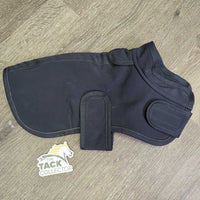 Dog Jacket *gc, hair, mnr dirt?stain
