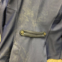 Technical Show Jacket *vgc, mnr dirt, loose buttons & threads
