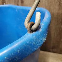 Flat Back Plastic Water Bucket *gc, clean, scratches, chews, older, mnr bent edges, oxidized handle