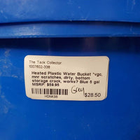 Heated Plastic Water Bucket *vgc, mnr scratches, dirty, bottom storage crack, works?
