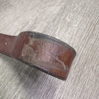 Flat Leather Adj Breastplate, 2 Snaps *gc, dirt, older, stiff, dry, dents, stains, creases
