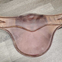 Lg Belly Girth, 2x els, Caribiner, Magnetic Cover *gc, dirt, creases, hairy seams, edges: scrapes, slices, dry & hard creases
