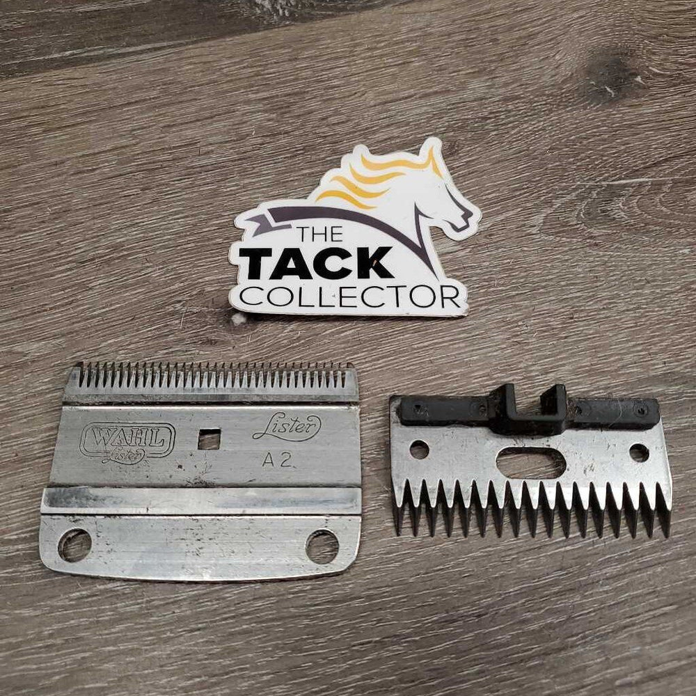 Wide 2 Piece Clipper Blades, case *gc, clean, mnr rusty, sharp?