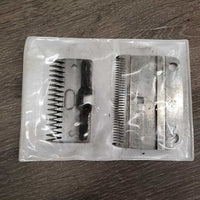 Wide 2 Piece Clipper Blades, case *gc, clean, mnr rusty, sharp?