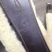 FS Leather Girth, x2 els, D Ring, Sheepskin Velcro Liner *vgc, clean, stains, scratches, liner: mnr shrunk/short
