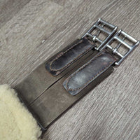 FS Leather Girth, x2 els, D Ring, Sheepskin Velcro Liner *vgc, clean, stains, scratches, liner: mnr shrunk/short

