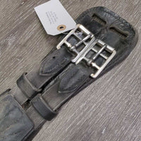 Padded Leather Short - Dressage Girth, 2x els *fair, filthy, creases, hairy seams, dry, stiff, bent, cracking, stretched keepers

